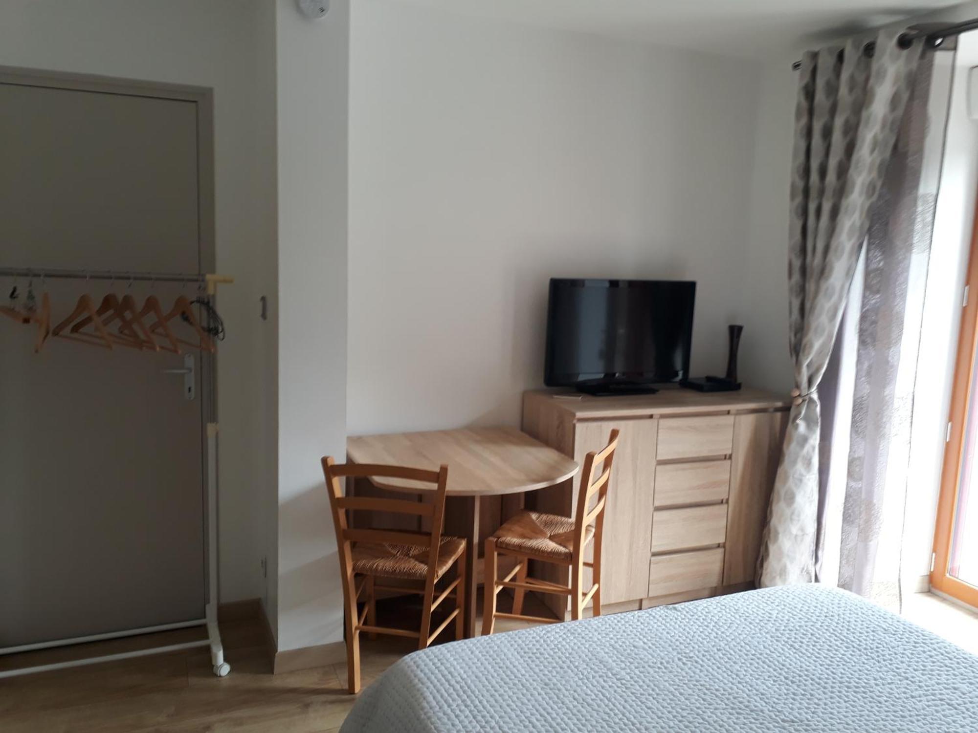 Joli En Campagne - Non Fumeur Apartment *
